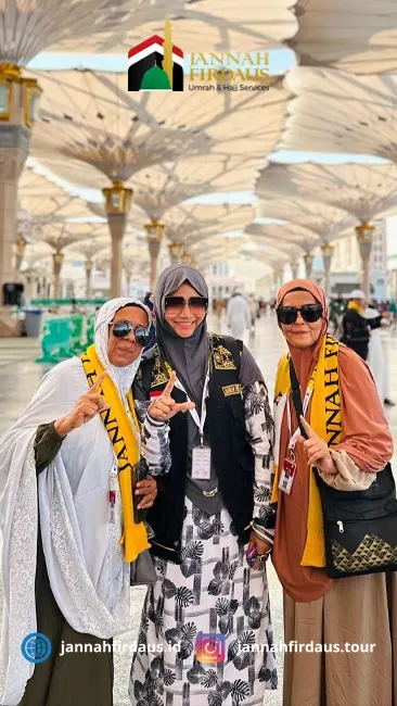Jamaah Jannah Firdaus Masjid Nabawi